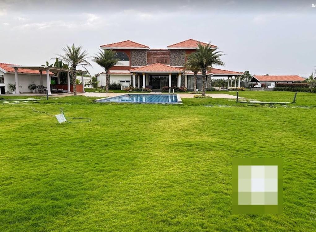 Redhomex Cove Castle Villa Hyderabad Exterior foto