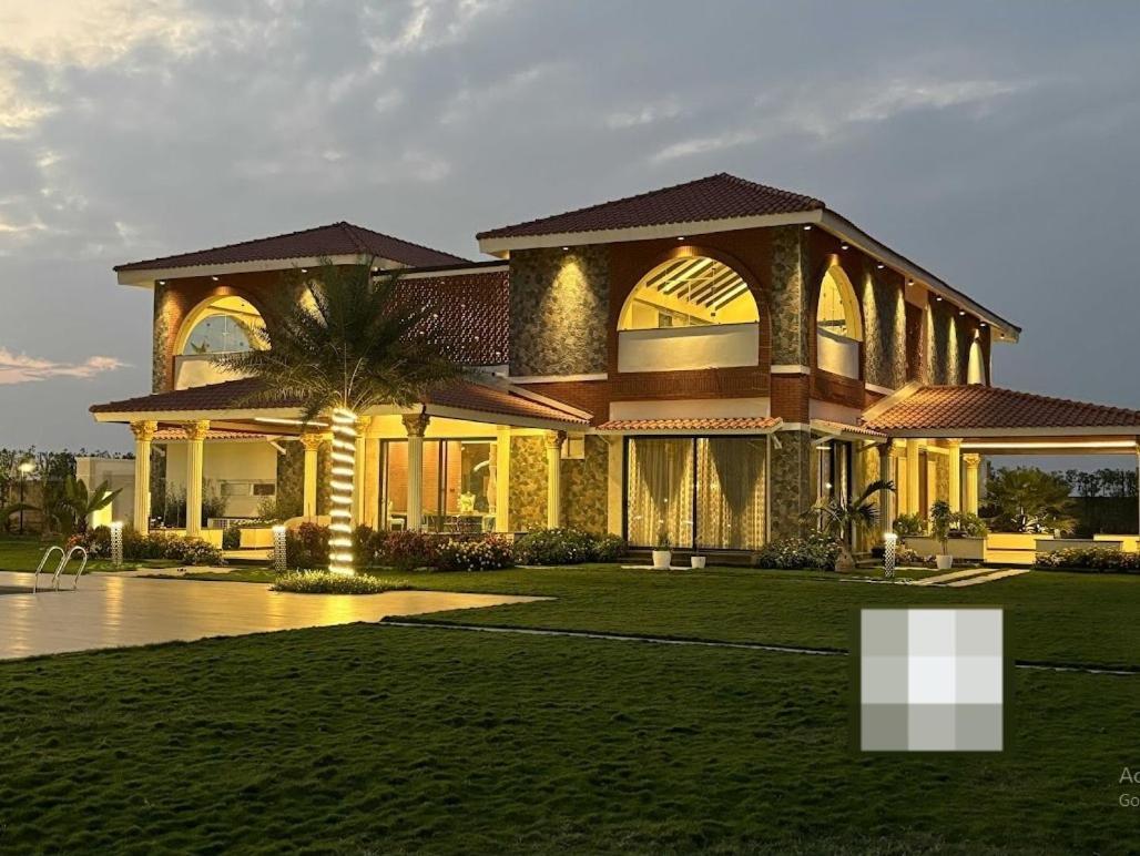 Redhomex Cove Castle Villa Hyderabad Exterior foto